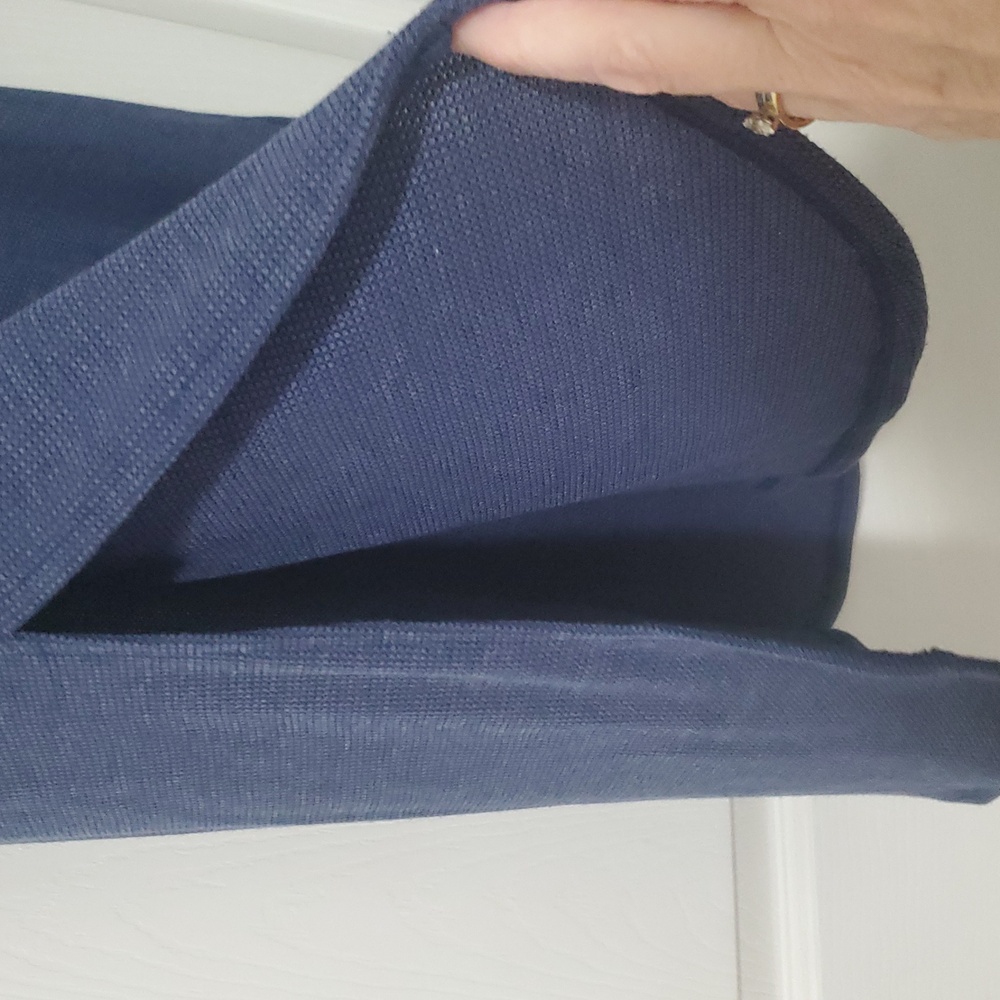 NWOT Zenana Navy Short Sleeve Tee - Picture 4 of 4